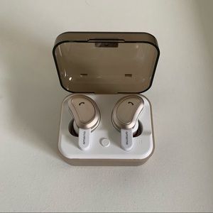 Amorno- wireless earphones🌟